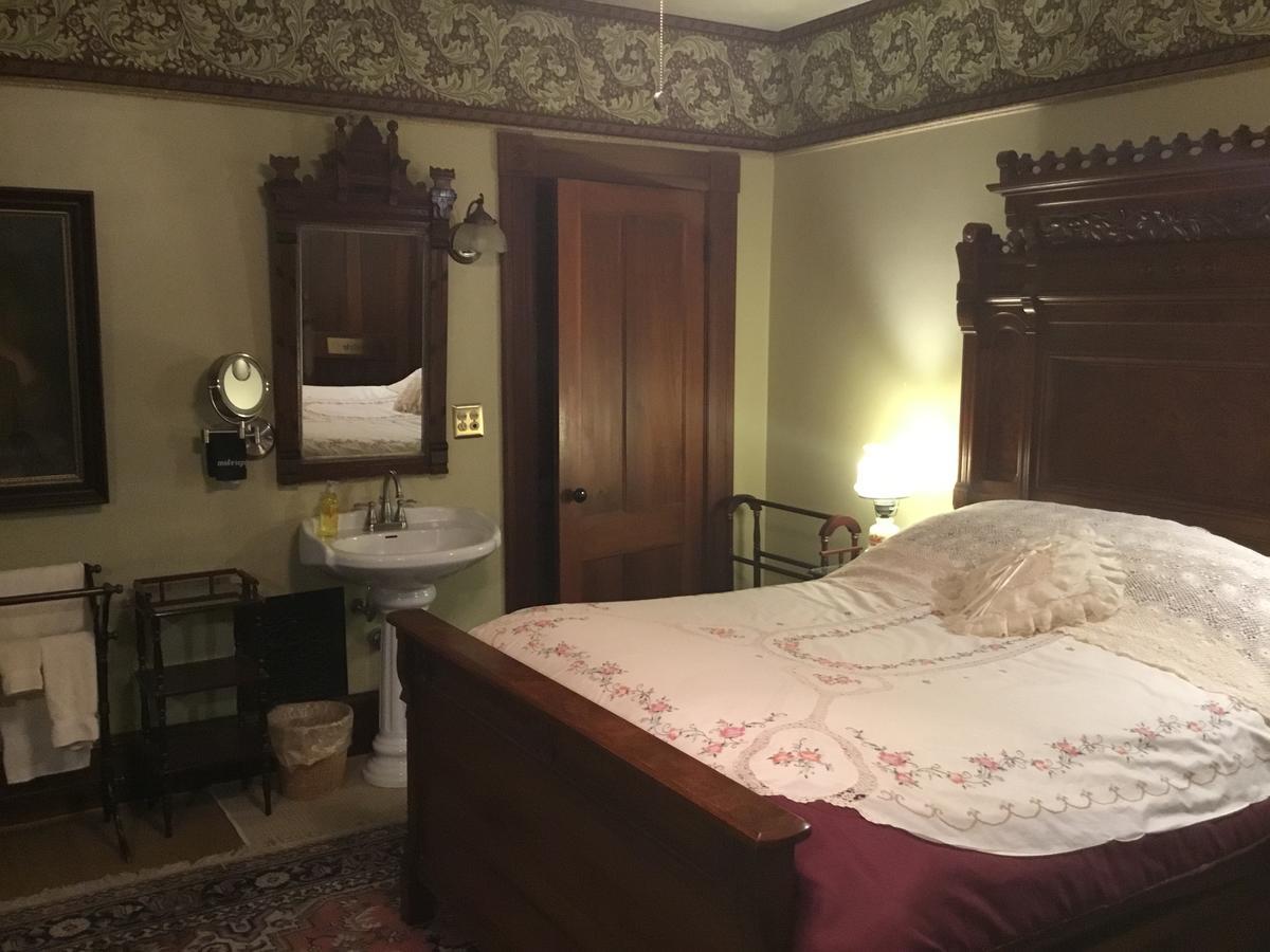 Allen House Inn Amherst Extérieur photo