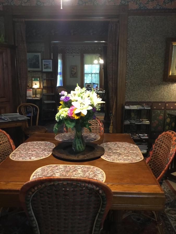 Allen House Inn Amherst Extérieur photo