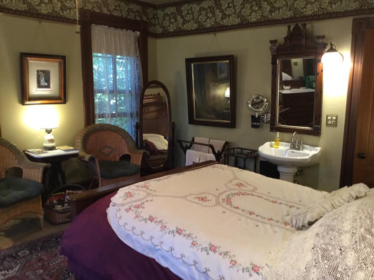 Allen House Inn Amherst Extérieur photo