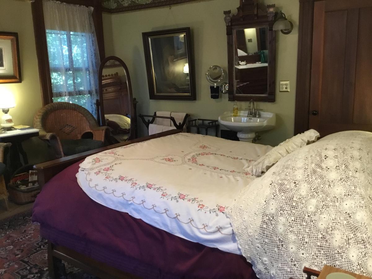 Allen House Inn Amherst Extérieur photo